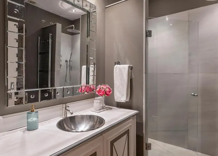 Hohomes - Luxury Palacete Apartament *